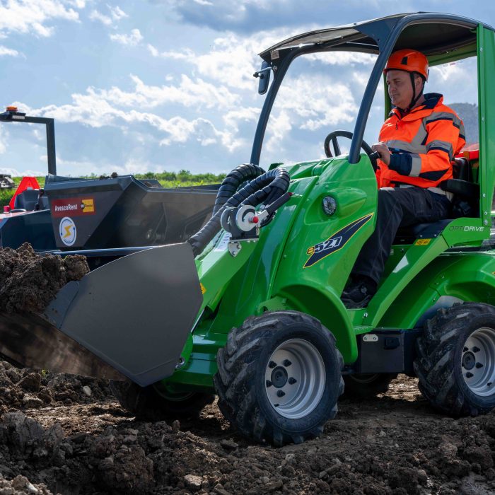 Compact Wheel Loader (<2T) - Rental